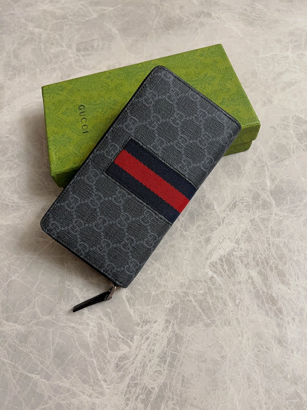 グッチ財布 レプリカ正面デザイン